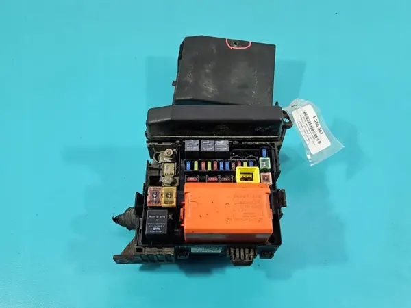 Caja de fusibles Mitsubishi Outlander I OEM 51210-0123 image 4