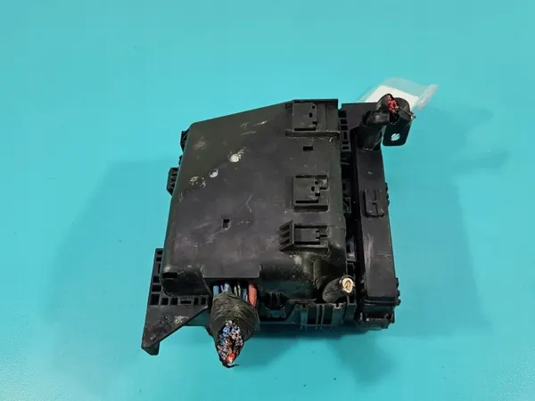 Caja de fusibles Mitsubishi Outlander I OEM 51210-0123 image 7