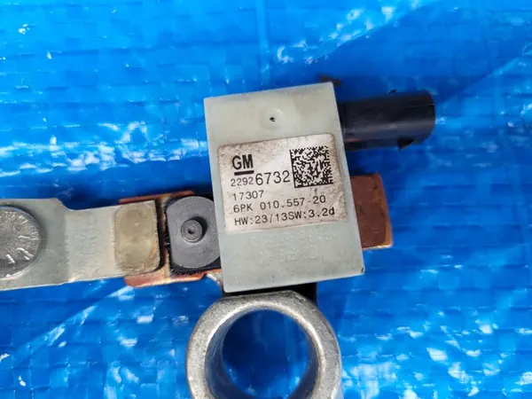 OPEL Astra K Sensor de Terminal Negativo 22926732 image 4