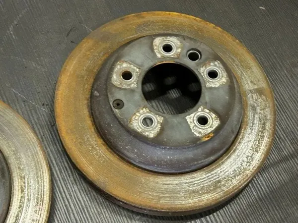 Gebruikte remschijven achter OEM 7L5615601 Porsche Cayenne II image 7