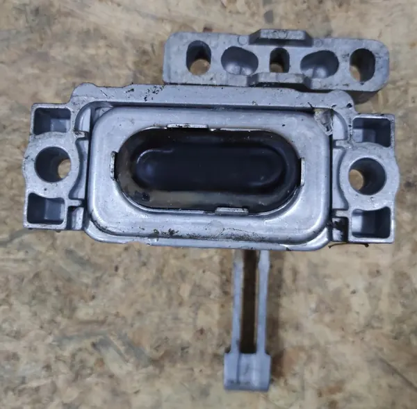 Soporte de motor VW Tiguan II 5N Octavia Golf VII Leon III image 2