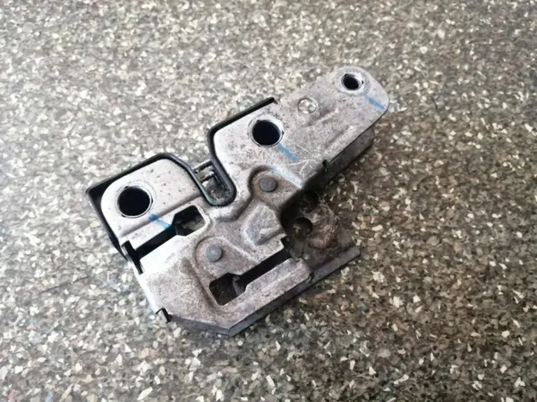 Fecho capô direito OEM 7E0823509F VW Transporter VI image 2