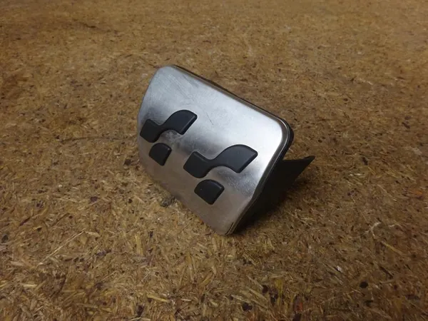 VW GOLF V R32 Bremspedalabdeckung Chrom 1K0723131A image 5