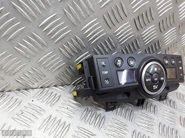 Módulo control aire acondicionado Toyota OEM 559000F121 image 3