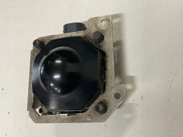 Sensor Radar Distronic Audi OE 8W0907541C Usado image 6