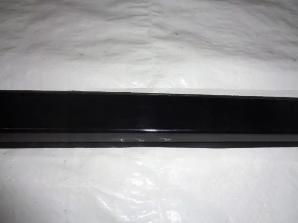 Moldura Parabrisas Derecho Usado para Peugeot 3008 II image 3