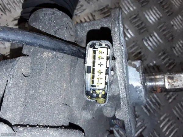 OEM 6820000159 Crémaillère direction Citroen C3 image 5