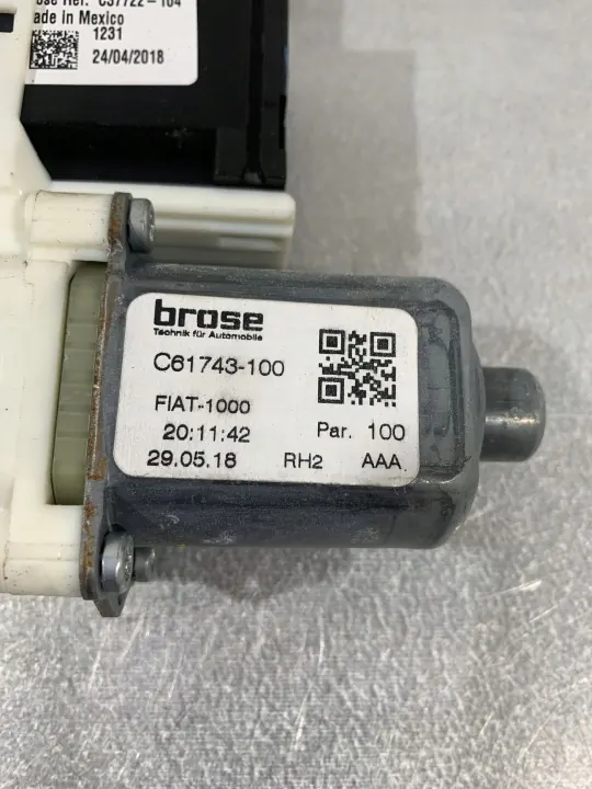 Jeep Compass Fronttür-Fensterheber OEM FBZ18528 image 4