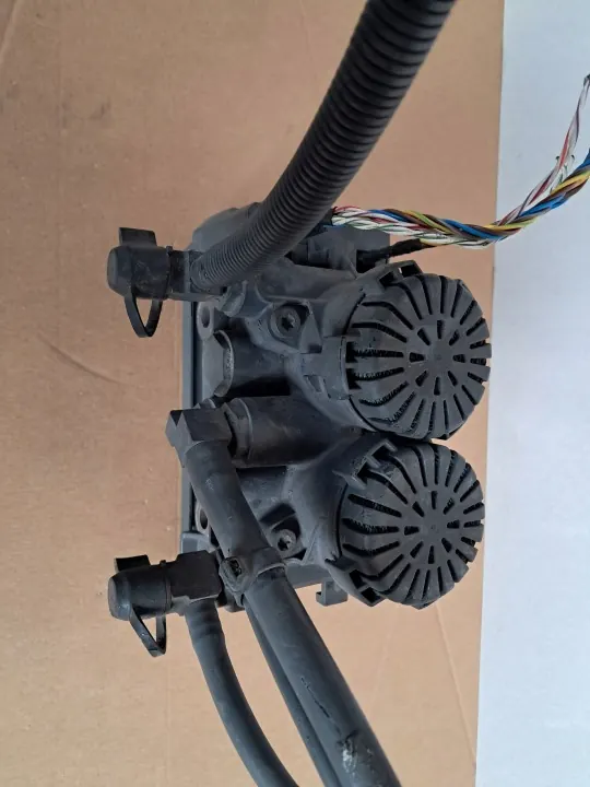 Begagnad EBS-modulatorventil OEM K084613 K034612 image 4