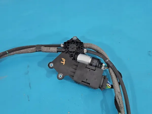 Store Vitre Arrière Droit OEM IMPRK1533093 Maserati image 5