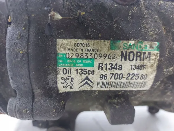 Compresseur A/C Citroen C5 2009 image 9