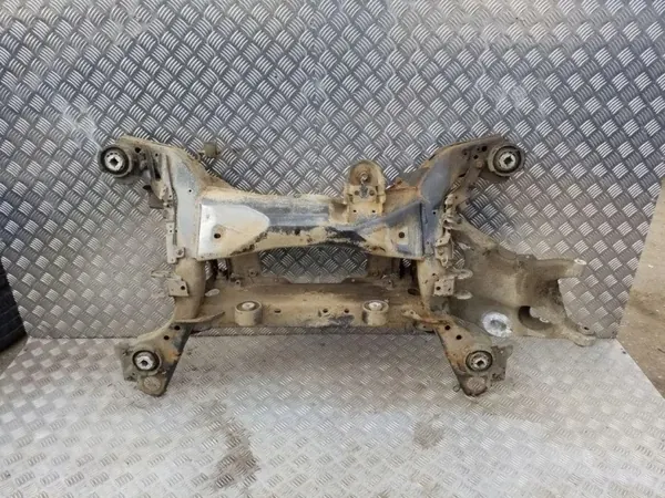 Volvo V60 2012 Taka-apukehys OEM T033A image 6