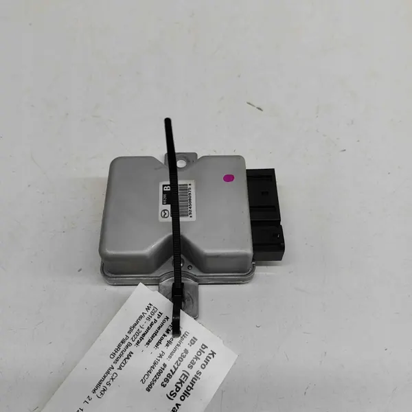 Mazda CX-5 II Kraftstoffpumpenmodul PYFL-18561 image 3