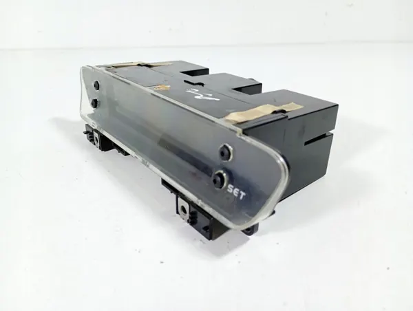 Mitsubishi Colt 6 näyttöruutu OEM M1S231 DOM 00019365 image 3