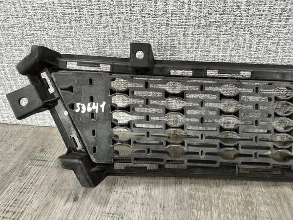 KIA CEED II JD 2015-2018 Grille de Pare-chocs image 8