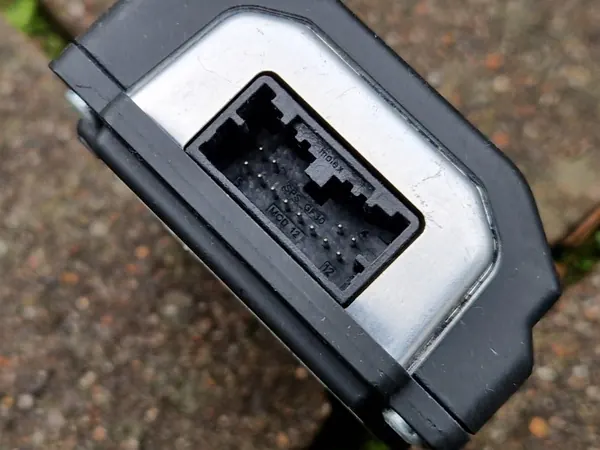 Nissan Leaf II Frontkamera OEM 284G3-5SH4C Gebraucht image 3