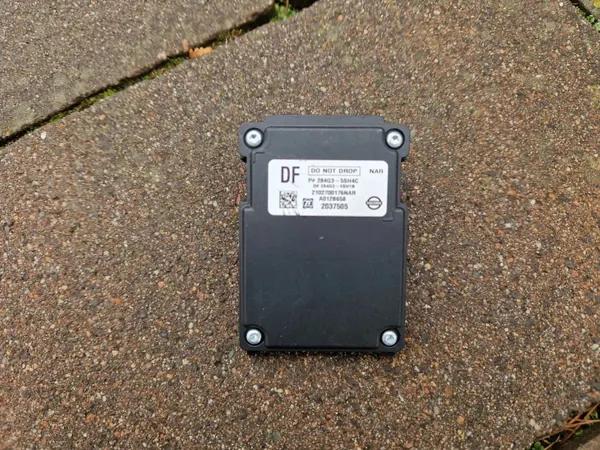 Nissan Leaf II Frontkamera OEM 284G3-5SH4C Gebraucht image 4