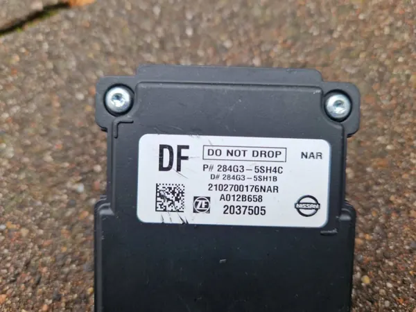 Nissan Leaf II Frontkamera OEM 284G3-5SH4C Gebraucht image 5