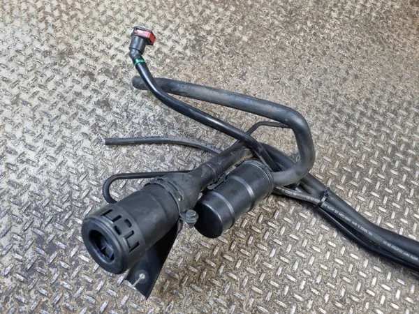 OEM 68377482AC Tankvulpijp voor Jeep Grand Cherokee image 3