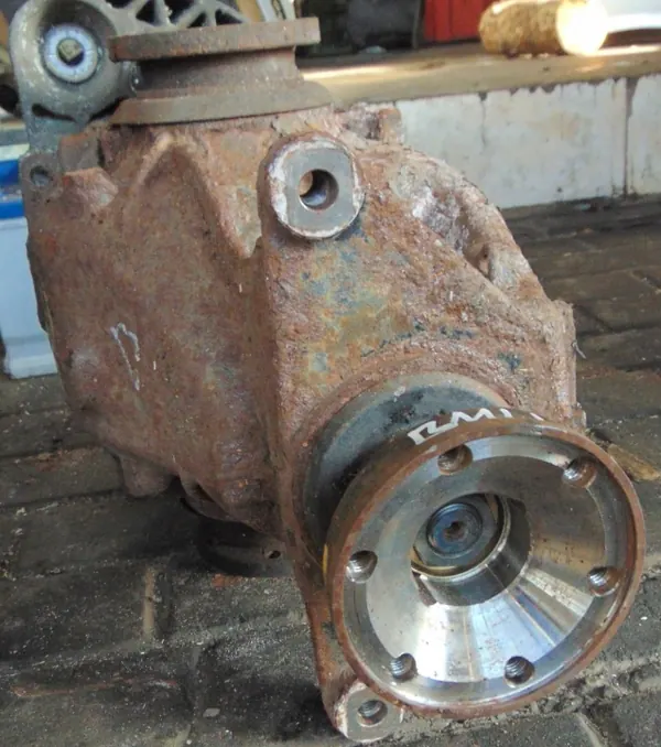 OEM 7542502 Taka-akselin tasauspyörästö BMW 5 E60/E61 image 5