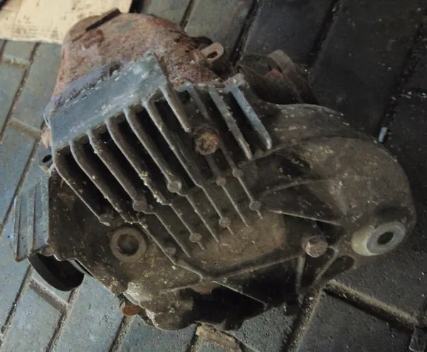 OEM 7542502 Taka-akselin tasauspyörästö BMW 5 E60/E61 image 6