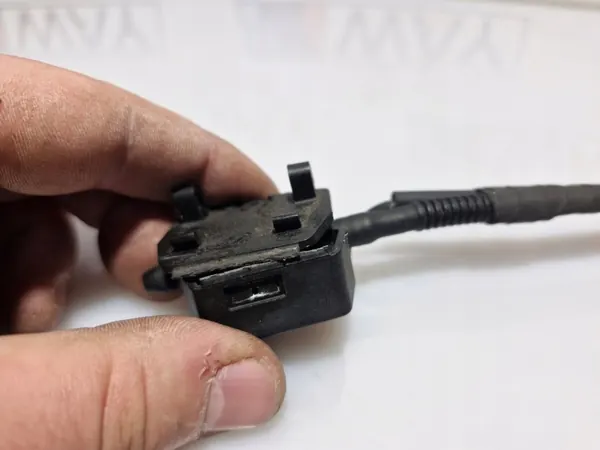BMW OE Scheibenwaschschlauch OEM 7278500 - Gebraucht image 3