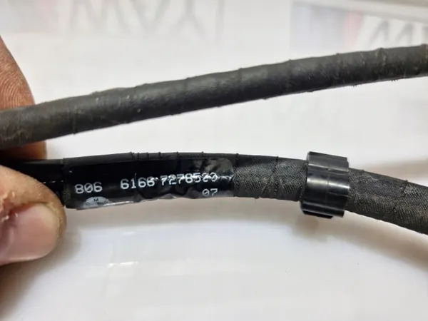 BMW OE Scheibenwaschschlauch OEM 7278500 - Gebraucht image 4