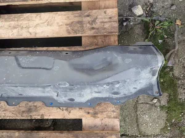 Junta de parabrisas Isuzu D-Max usado OEM 8975453840 image 4