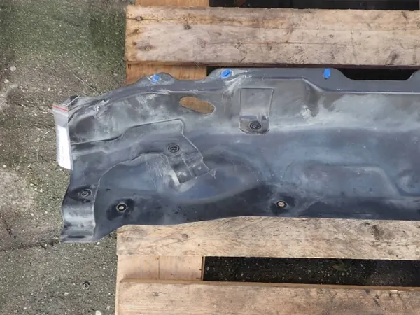Junta de parabrisas Isuzu D-Max usado OEM 8975453840 image 6