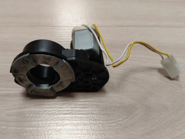 Honda OE vänster spegelvikningsmotor OEM 12345 image 4