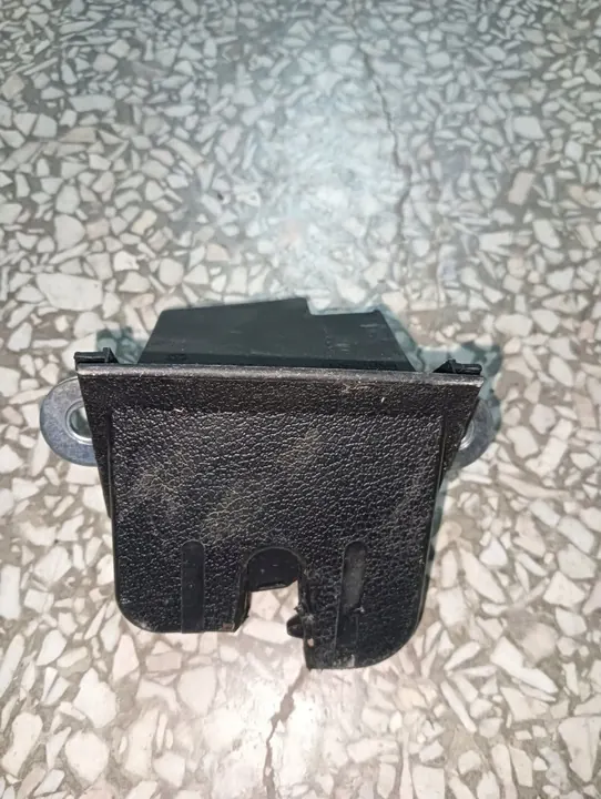 SEAT OE 5P0827505F baklucka lås image 3