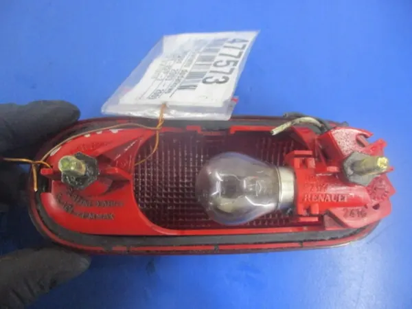 Renault OE 7700308721 Derde Remlicht voor Kangoo I image 3