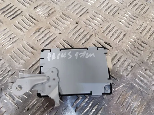Toyota Prius 2017 ECU OEM 8978047060 Gebruikt image 4