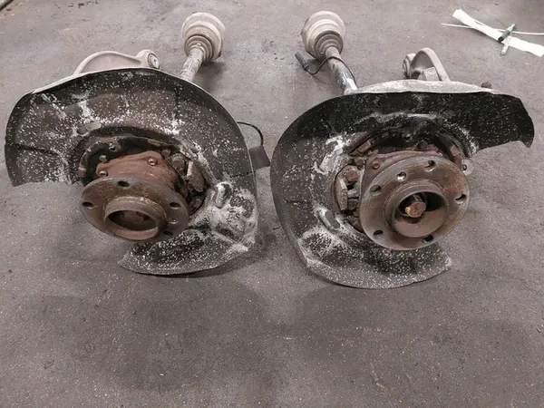 Bakre Vänster & Höger Kontrollarm BMW F01 730D image 2