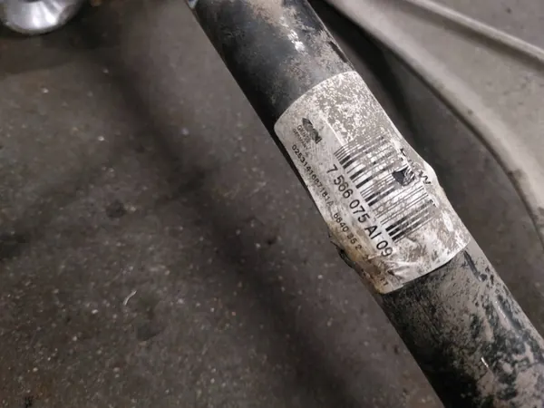 Bakre Vänster & Höger Kontrollarm BMW F01 730D image 4