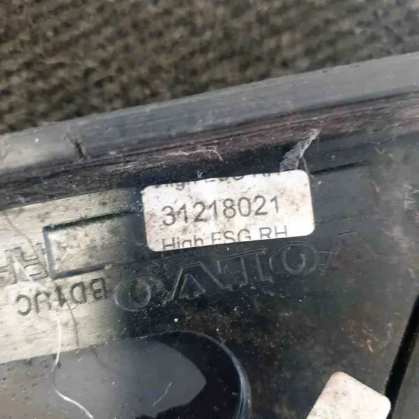 Vitre arrière gauche d'occasion OEM 43R001564 pour Volvo V60 image 5