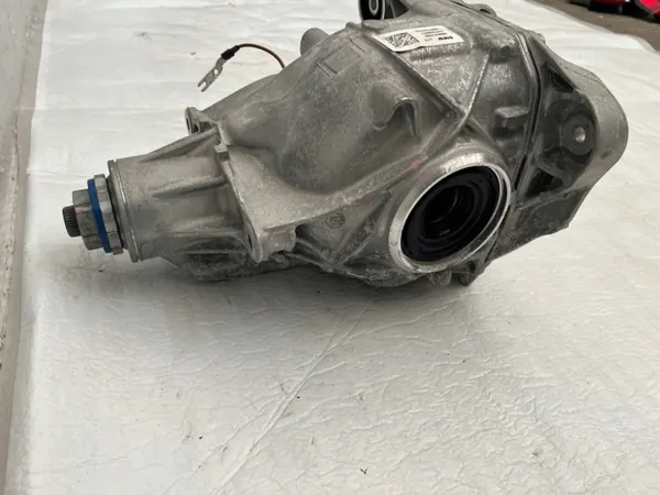 BMW X5 G05 LCI Diferencial Traseiro 8686222 MINIPARTS2020 image 5