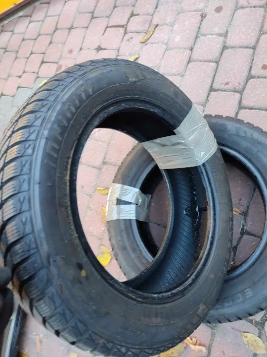 Winterbanden OEM dfdgft55 175/65/15 INFINITI Paar image 3