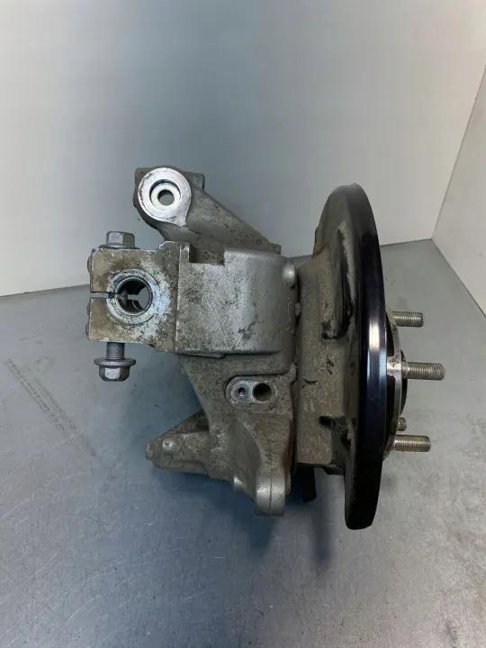 Moyeu roue arrière Subaru OE FBZ18073 - Occasion image 3