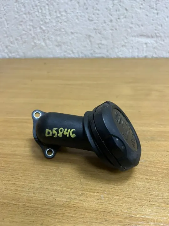 Öljytäyttöputki OEM D5846 BMW 7-sarjaan F01/F02 image 2