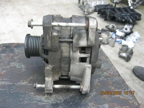 Alternador 0.9 TCe 1.0 SCe Clio IV Twingo III AJM-A0128 image 5