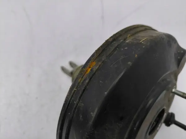 Toyota Yaris 2012 Bromsservost image 4