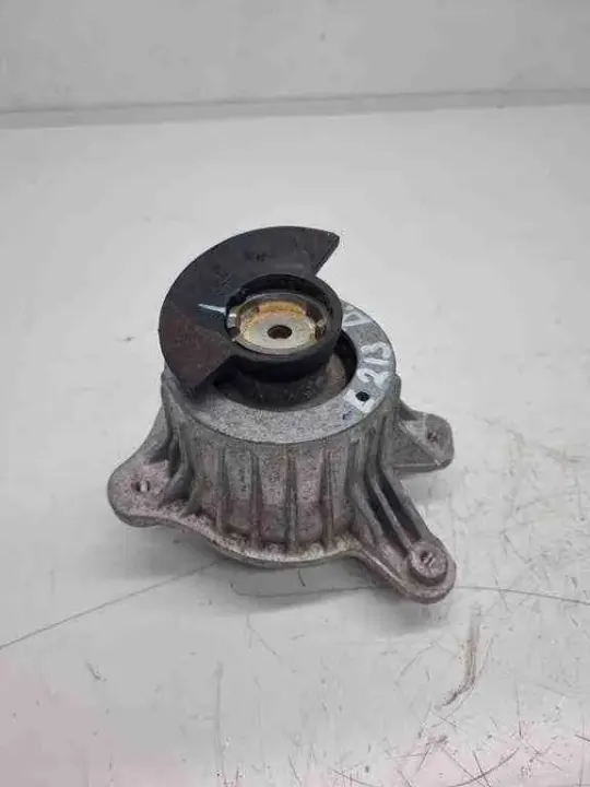 Pastilhas de travão dianteiras OEM 2132400600 Mercedes-Benz E image 2
