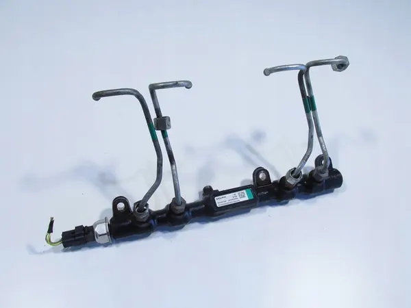 Brandstofleidingen Rail Ford Mondeo MK3 2.0 TDCi image 3