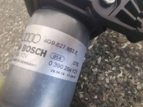 Audi OE 4G9827852E Kofferraumaktuator - Gebraucht image 3
