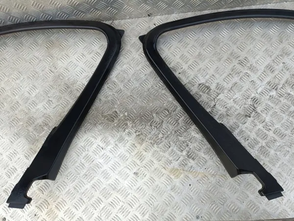 Marco Junta Cristal Puerta Delantera OEM 7384929 7384930 image 4