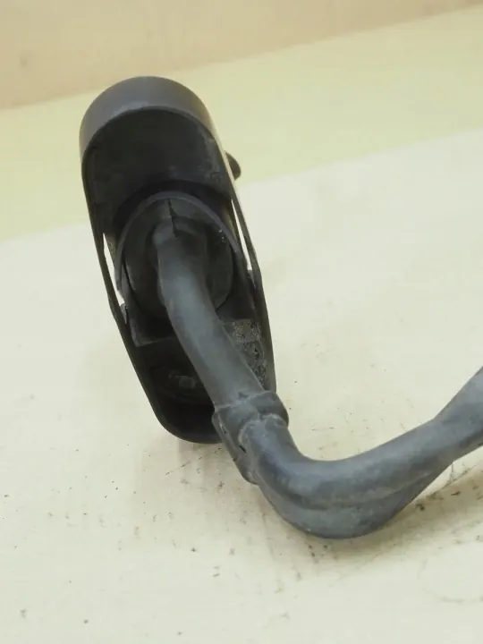 Mercedes W203 Getriebeölleitung OEM 2035050188 image 5