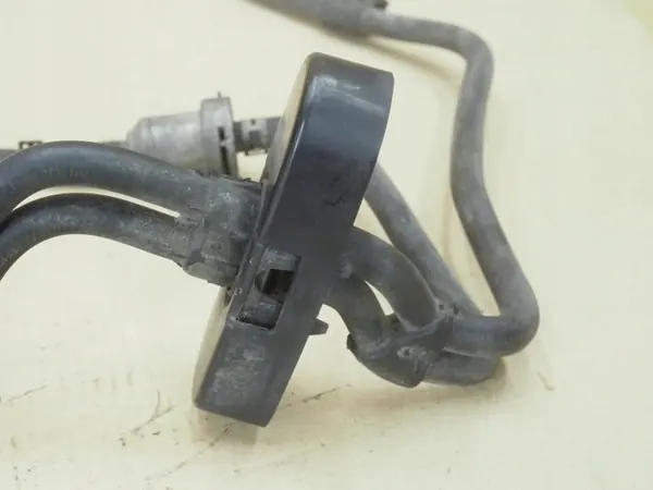Mercedes W203 Getriebeölleitung OEM 2035050188 image 9