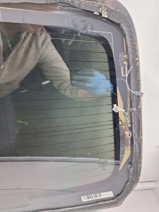 Bakruta OEM Mercedes W205 2014 Sedan image 4