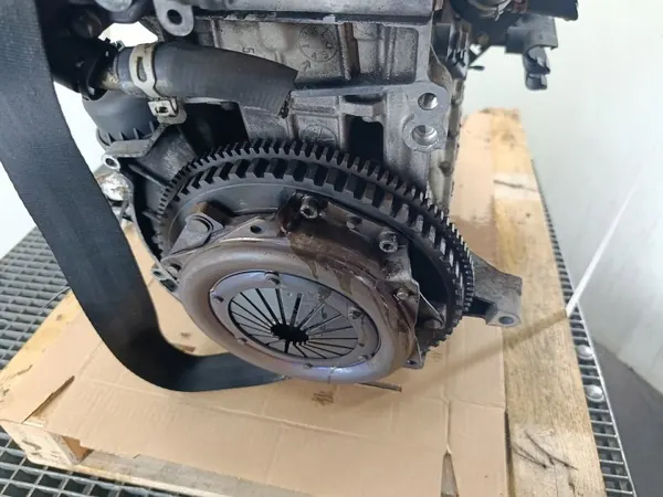 Gebrauchter Motor KFV 10FSU8 1.4L 8V für Citroen C2 image 3